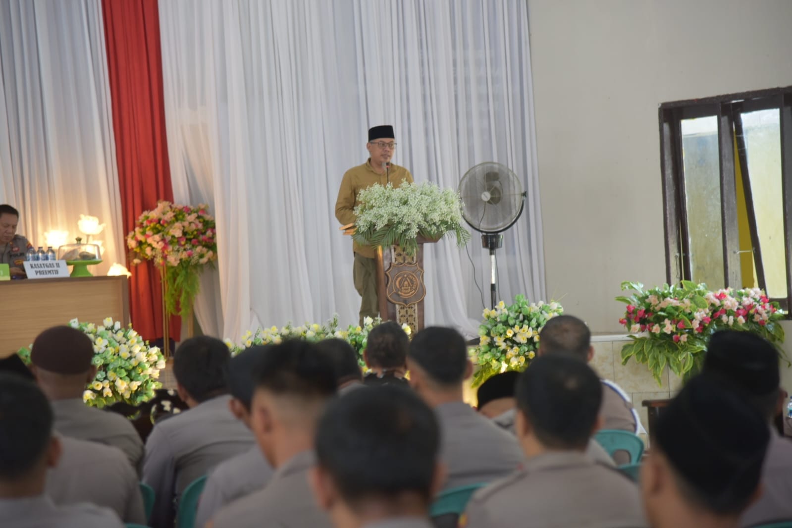 9bd4acab-a376-48ed-93ae-2efd1cd7b9bd